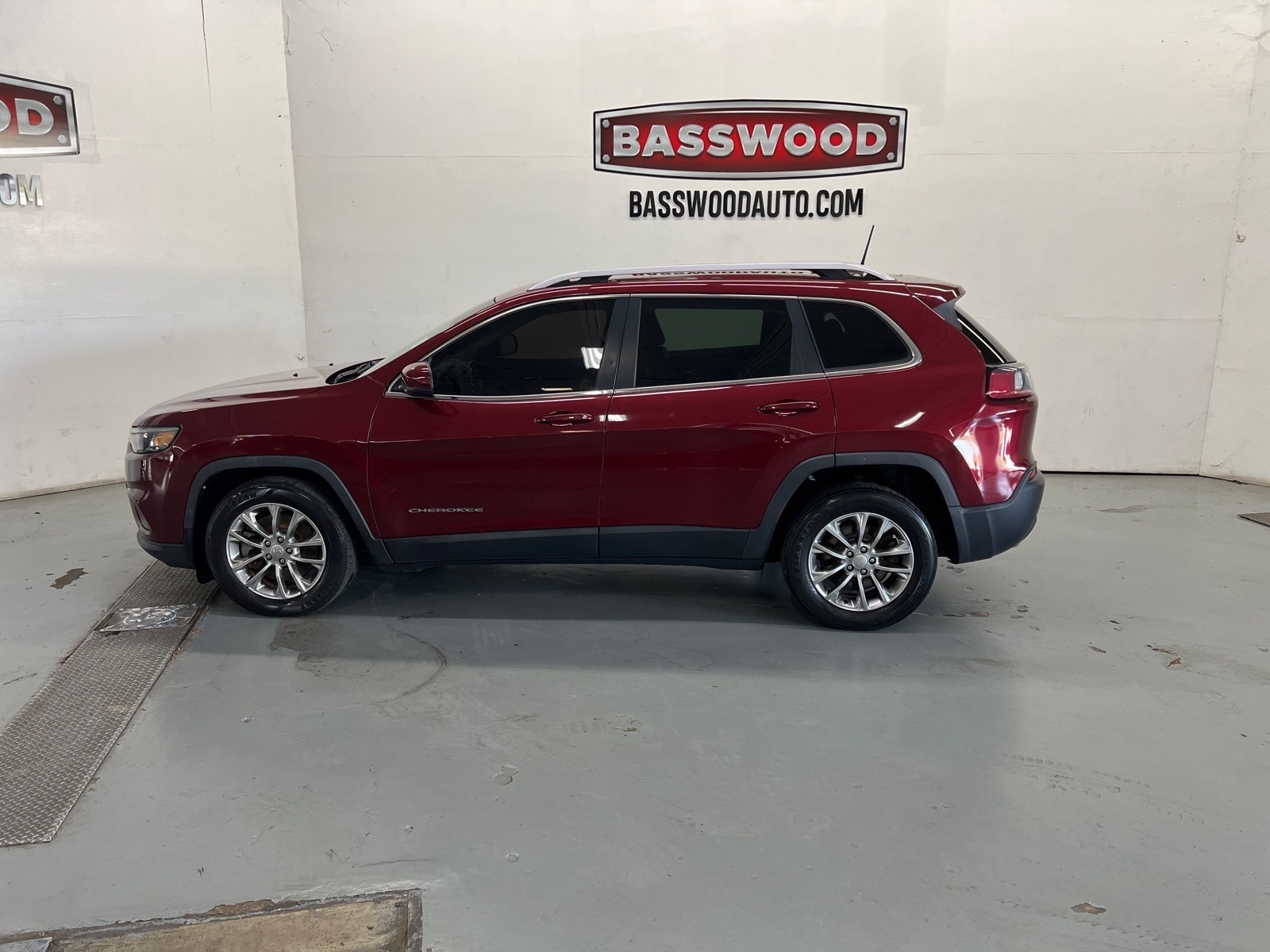 2021 Jeep Cherokee Latitude Lux's photo