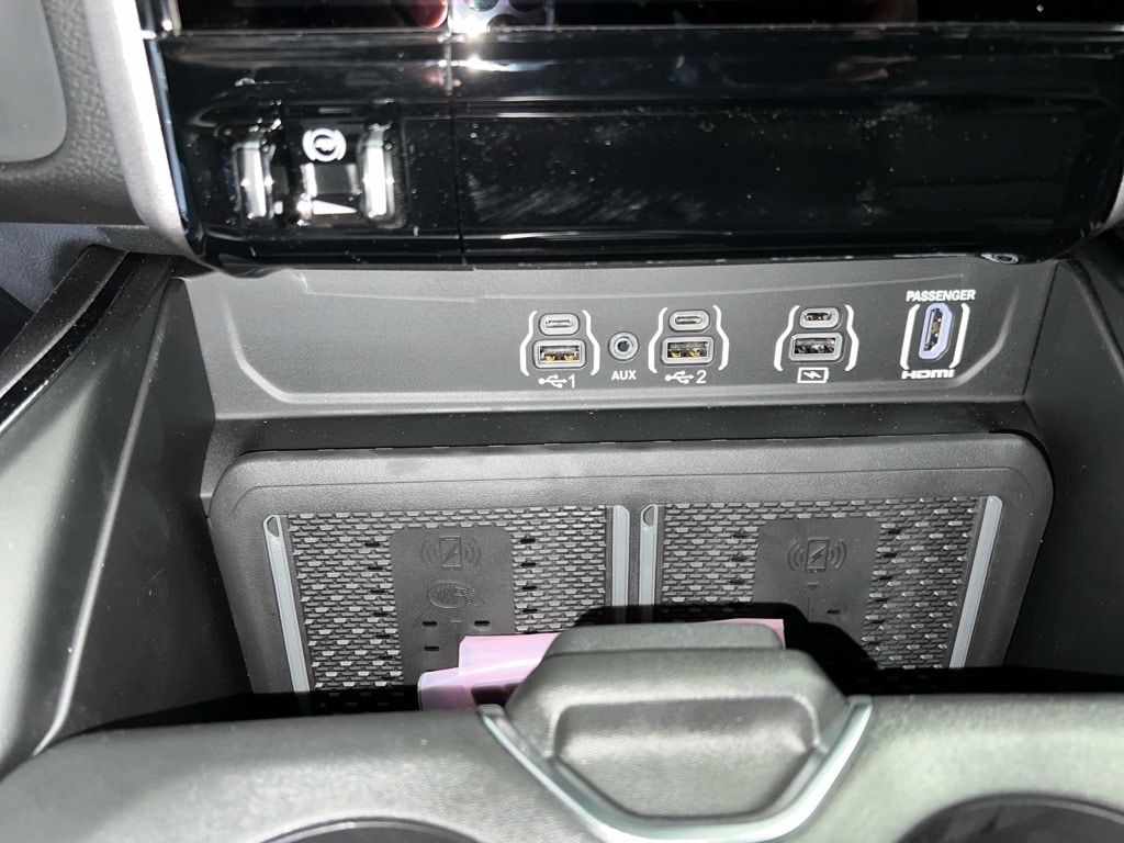 2026 RAM 1500 Rebel - Photo 9