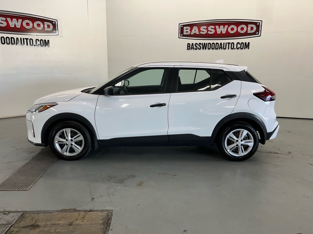 Used 2024 Nissan Kicks S with VIN 3N1CP5BV5RL492929 for sale in Fort Payne, AL
