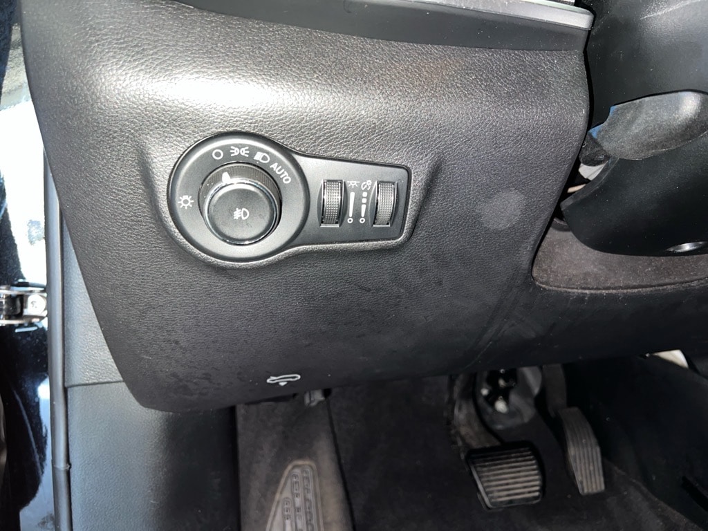 Used 2023 Jeep Compass Latitude 4X4 4x4 Latitude  SUV