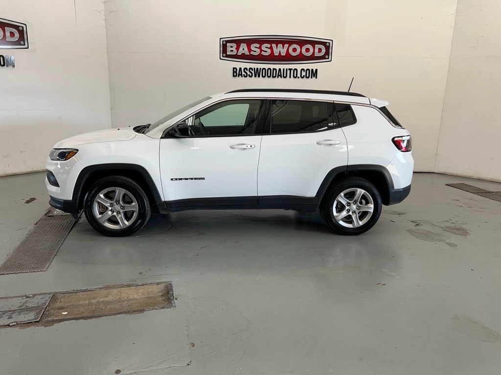 Used 2024 Jeep Compass Latitude 4X4 4x4 Latitude SUV