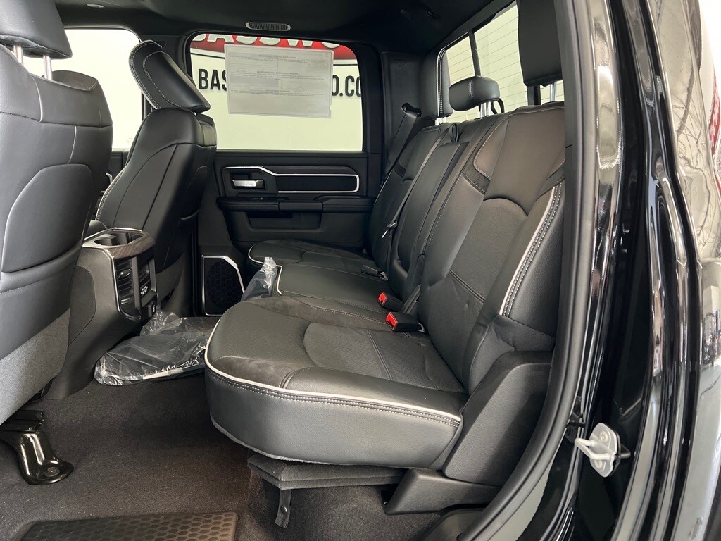 2026 RAM 2500 Laramie - Photo 18