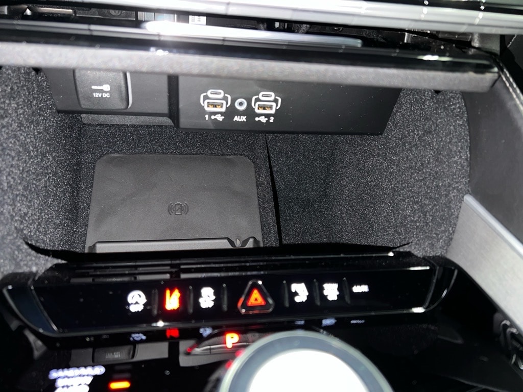 2025 Jeep Wagoneer Series II - Photo 9