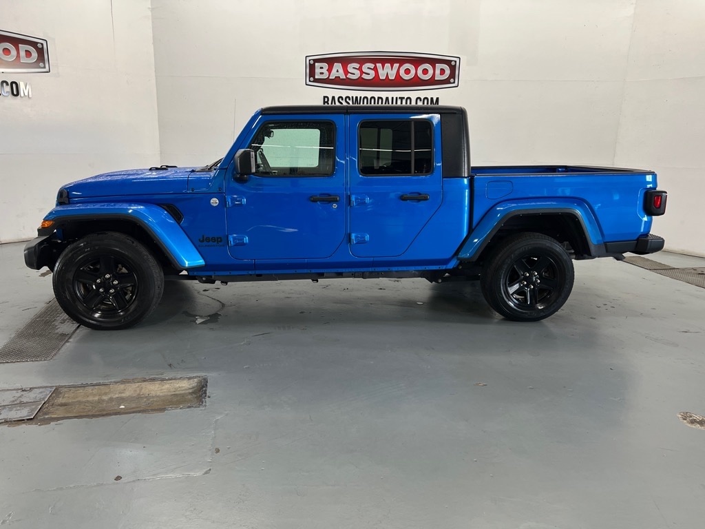 Used 2021 Jeep Gladiator Sport S 4x4 Sport S  Crew Cab 5.0 ft. SB