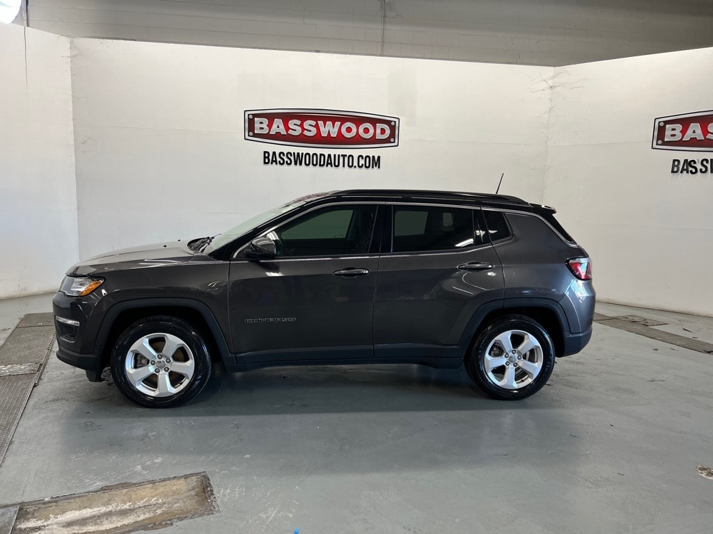 Used 2019 Jeep Compass Latitude with VIN 3C4NJCBB8KT616358 for sale in Fort Payne, AL