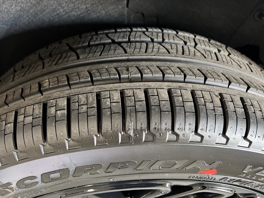 2025 Jeep Wagoneer Series II - Photo 20