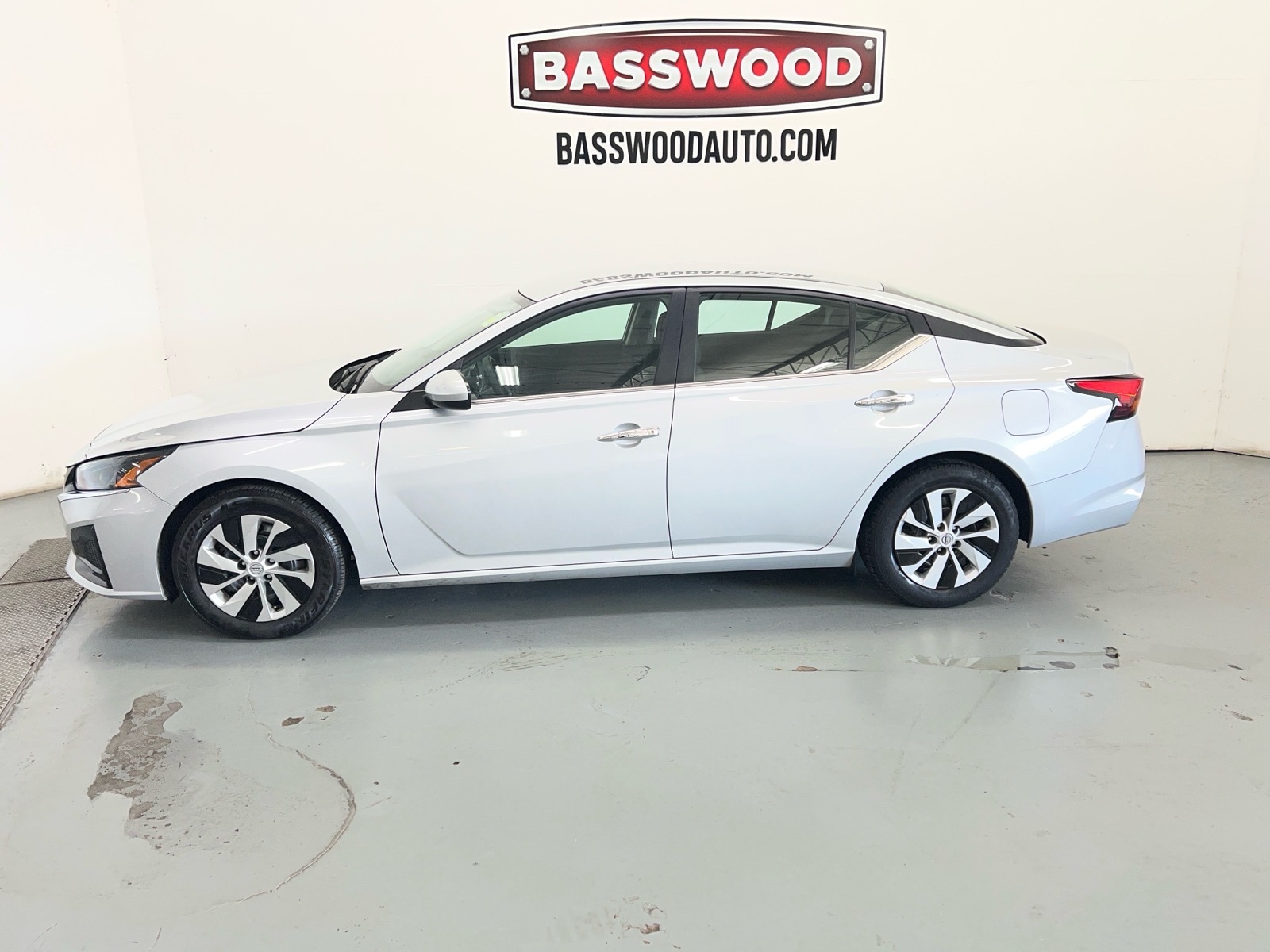 Used 2023 Nissan Altima S with VIN 1N4BL4BV0PN369783 for sale in Fort Payne, AL
