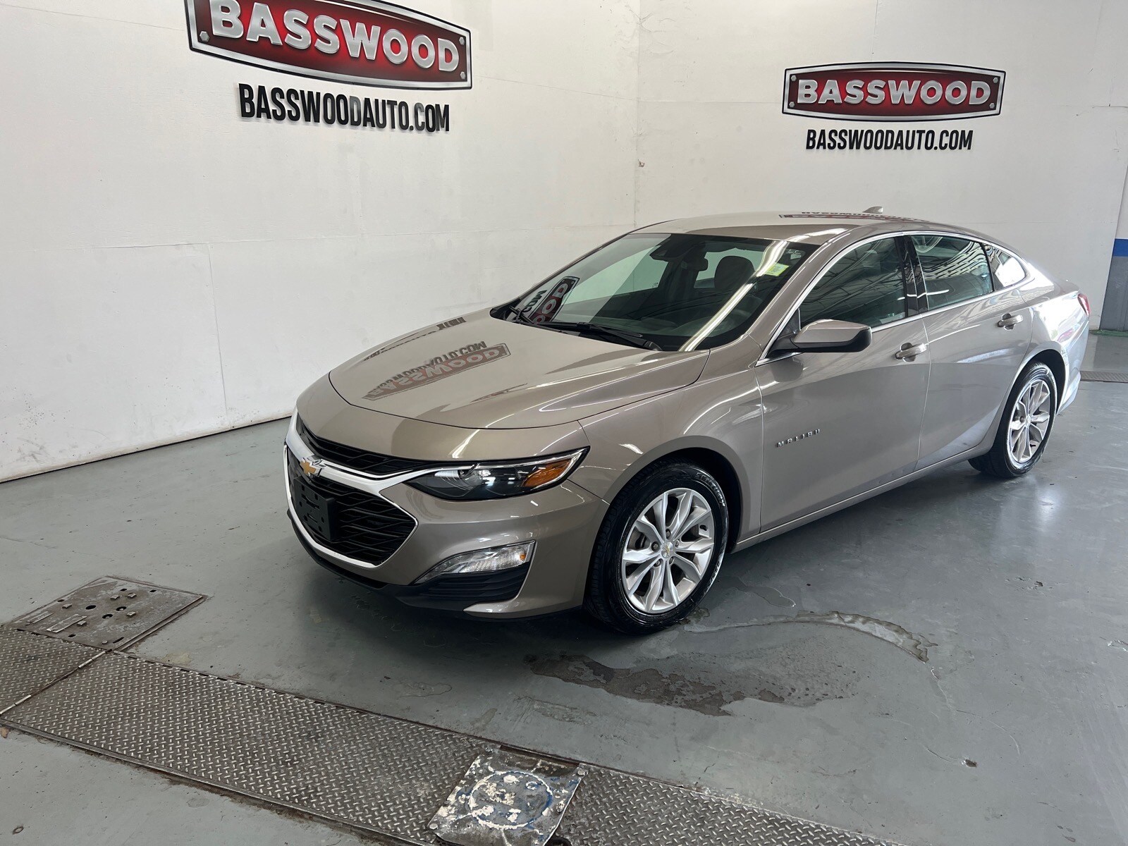 1G1ZD5ST4RF219305