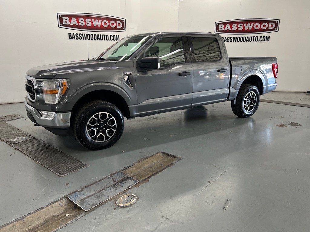 2021 Ford F-150 XLT's photo