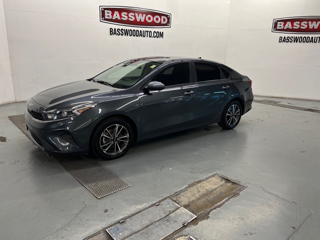 2022 Kia FORTE LXS's photo