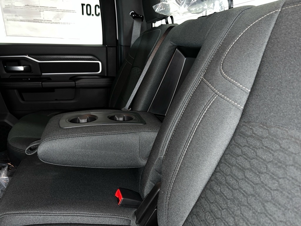2026 RAM 2500 Big Horn - Photo 17