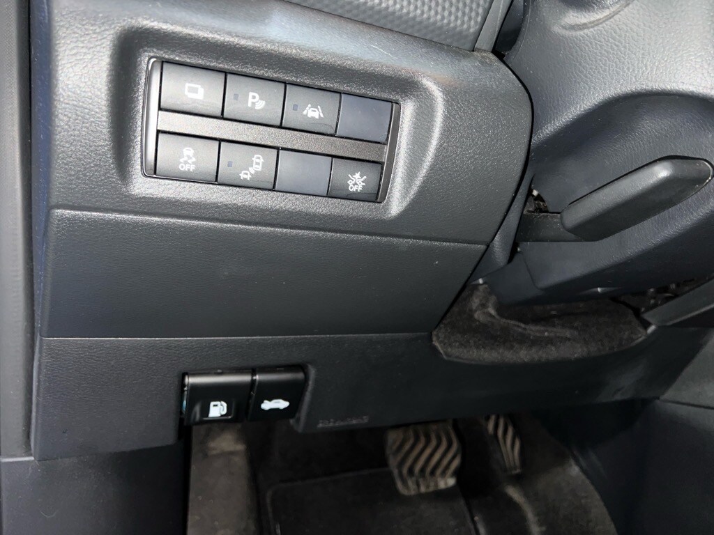 2024 Nissan Kicks S photo 4