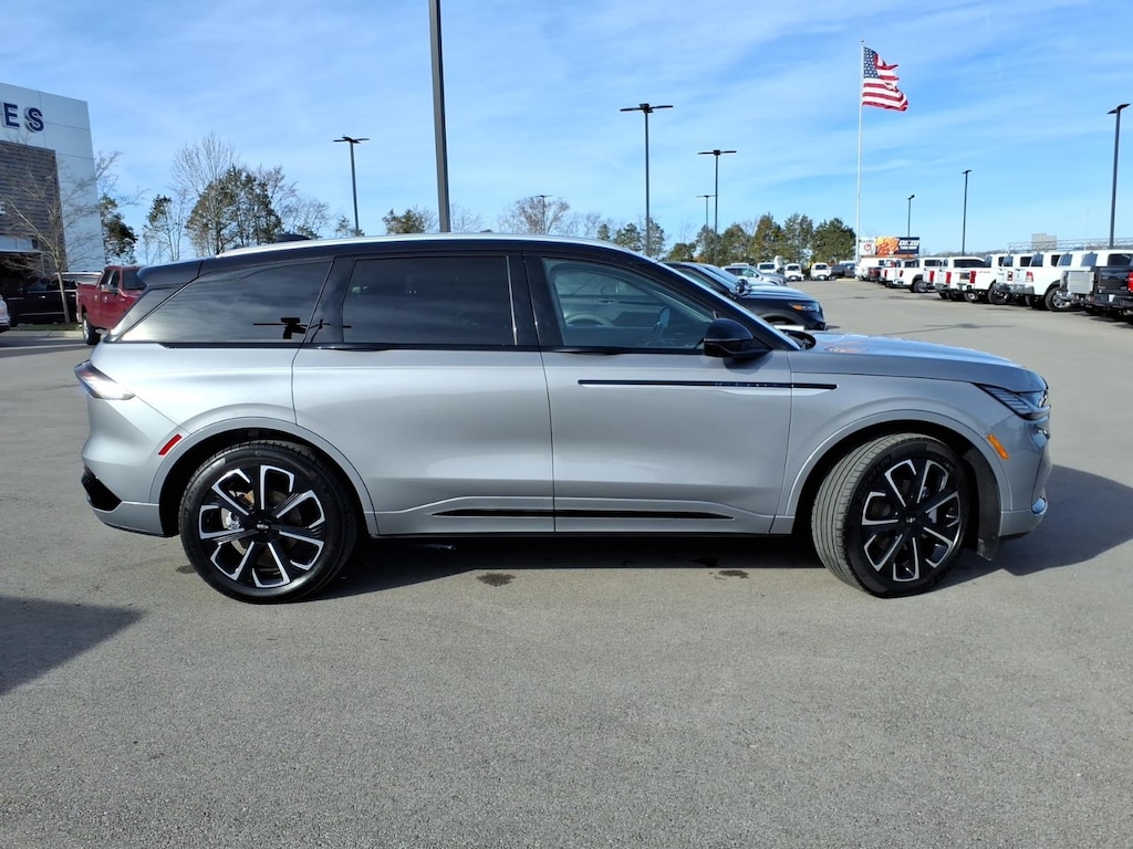 Used 2025 Lincoln Nautilus Reserve SUV