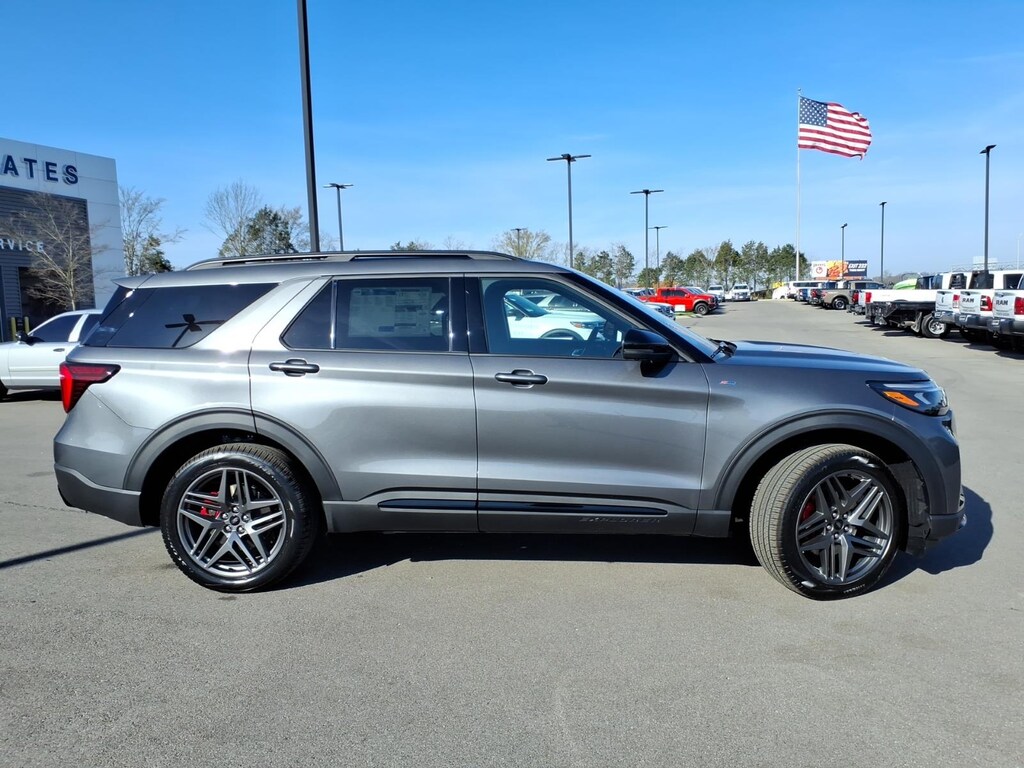 New 2026 Ford Explorer ST-Line SUV