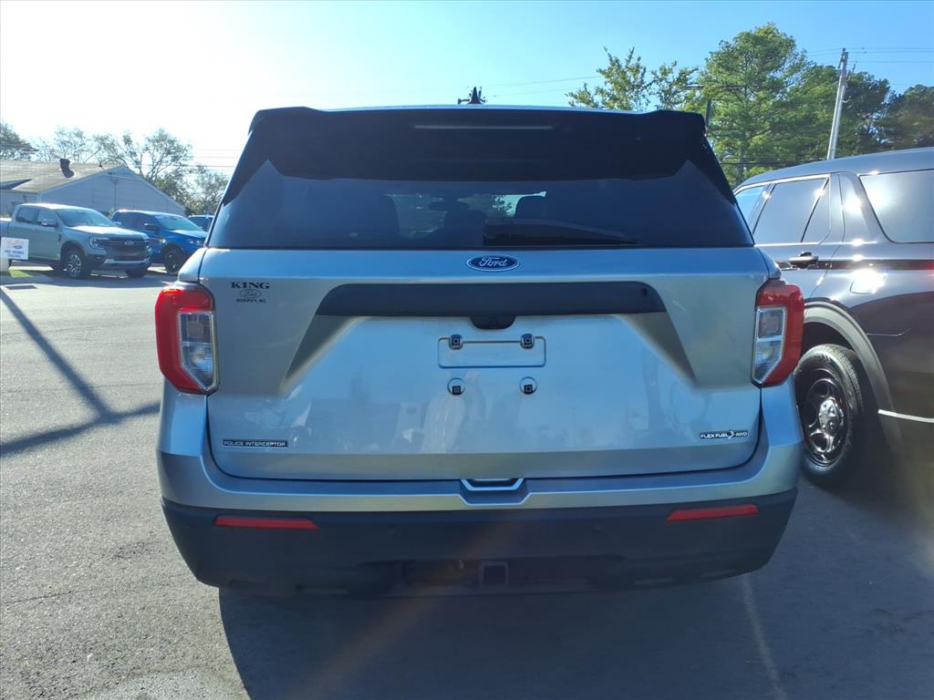 2024 Ford Explorer photo 3