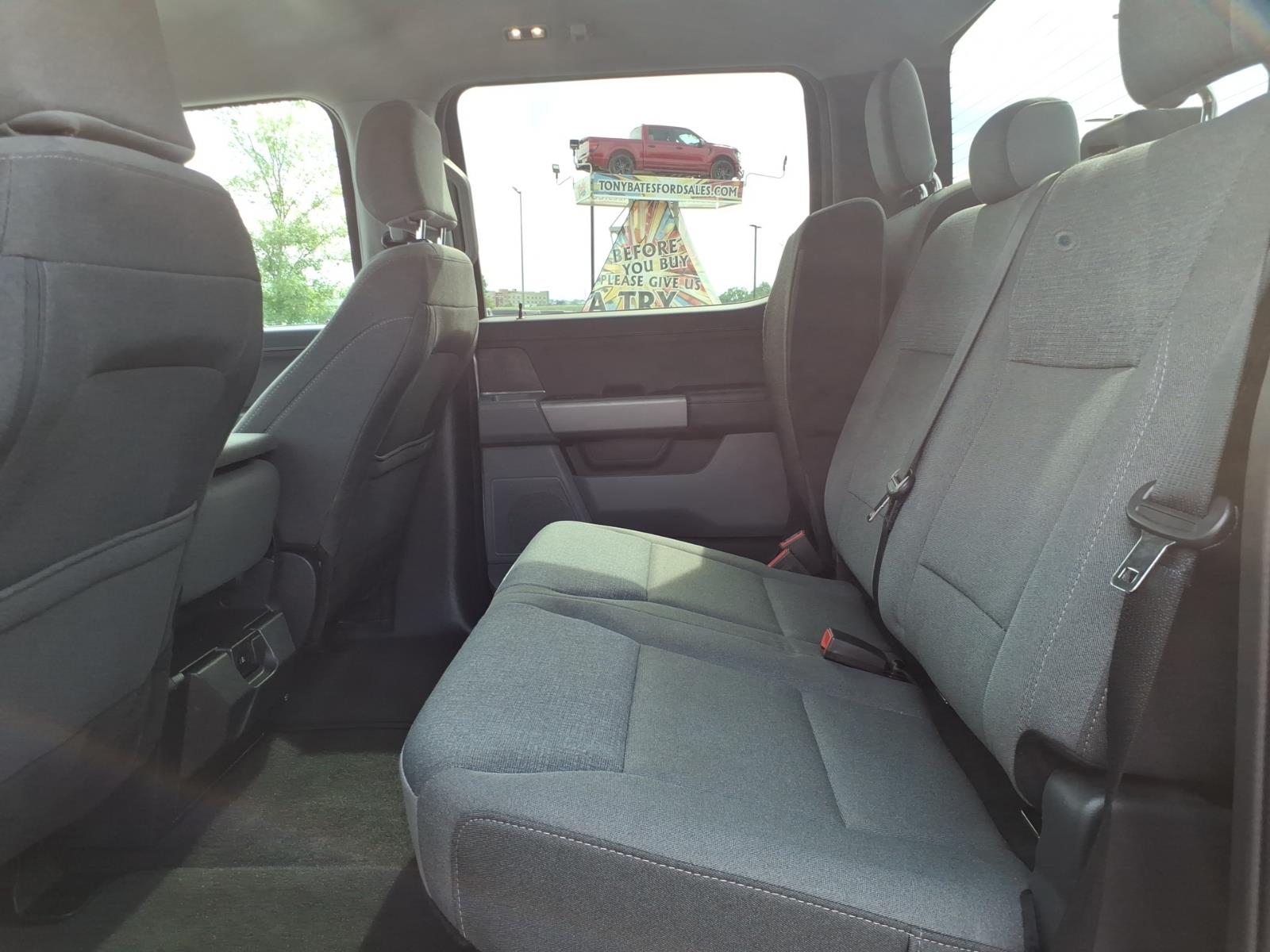 Photo 13