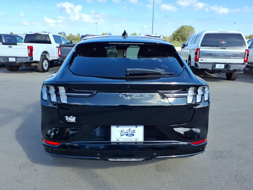 2021 Ford Mustang Mach-E Premium photo 4