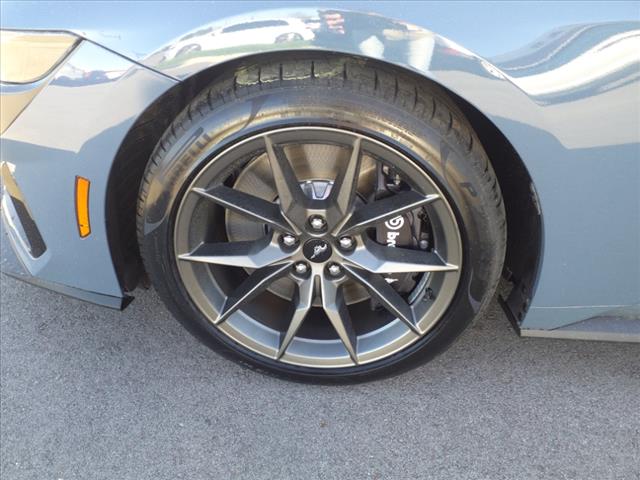 2025 Ford Mustang Dark Horse - Photo 9