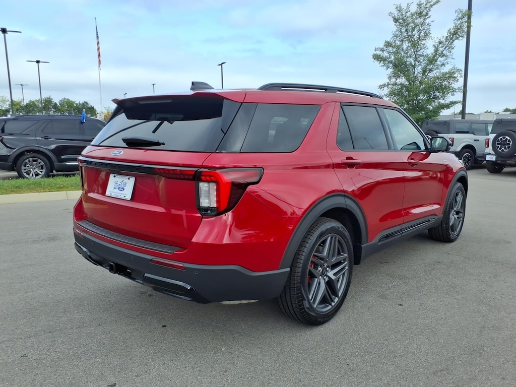 New 2026 Ford Explorer ST-Line SUV