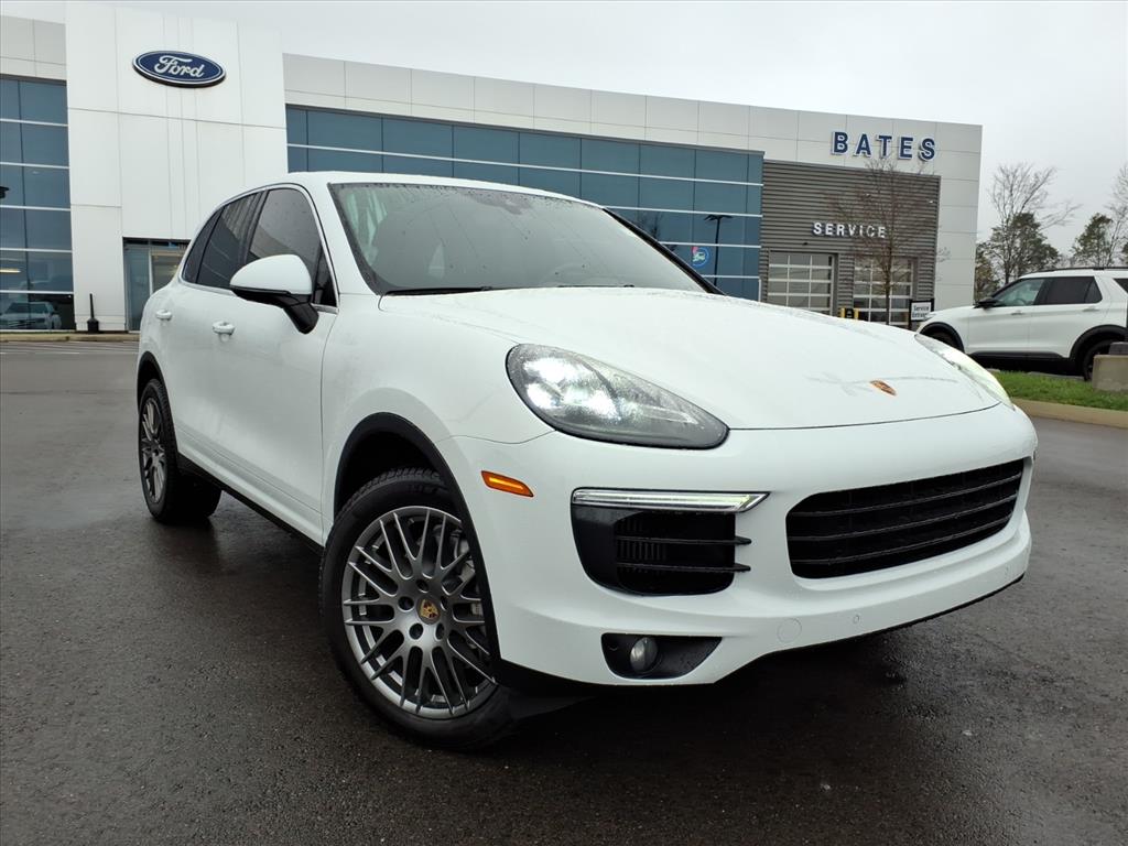 2017 Porsche Cayenne S's photo