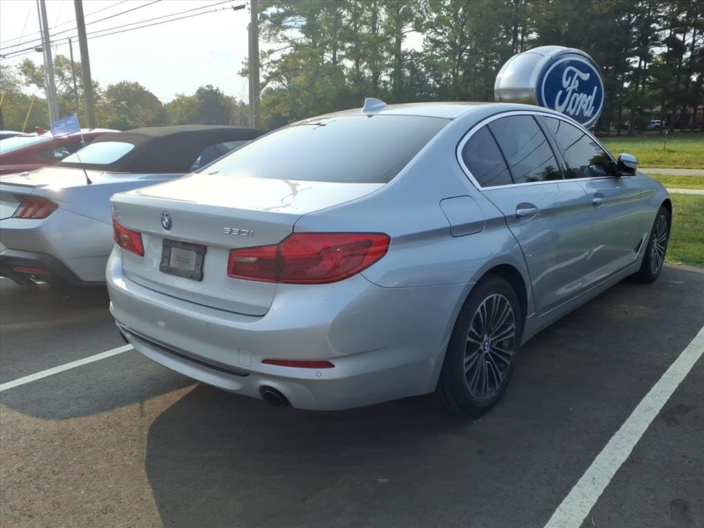 Used 2019 BMW 5 Series 530i with VIN WBAJA5C5XKWW08305 for sale in Lebanon, TN