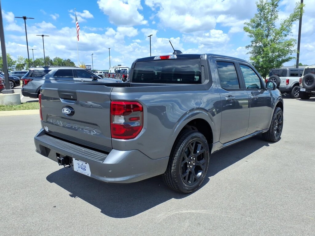 New 2026 Ford Maverick Lobo TRUCK