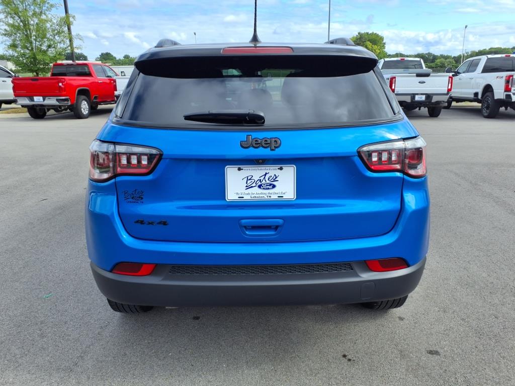 2024 Jeep Compass Latitude photo 4