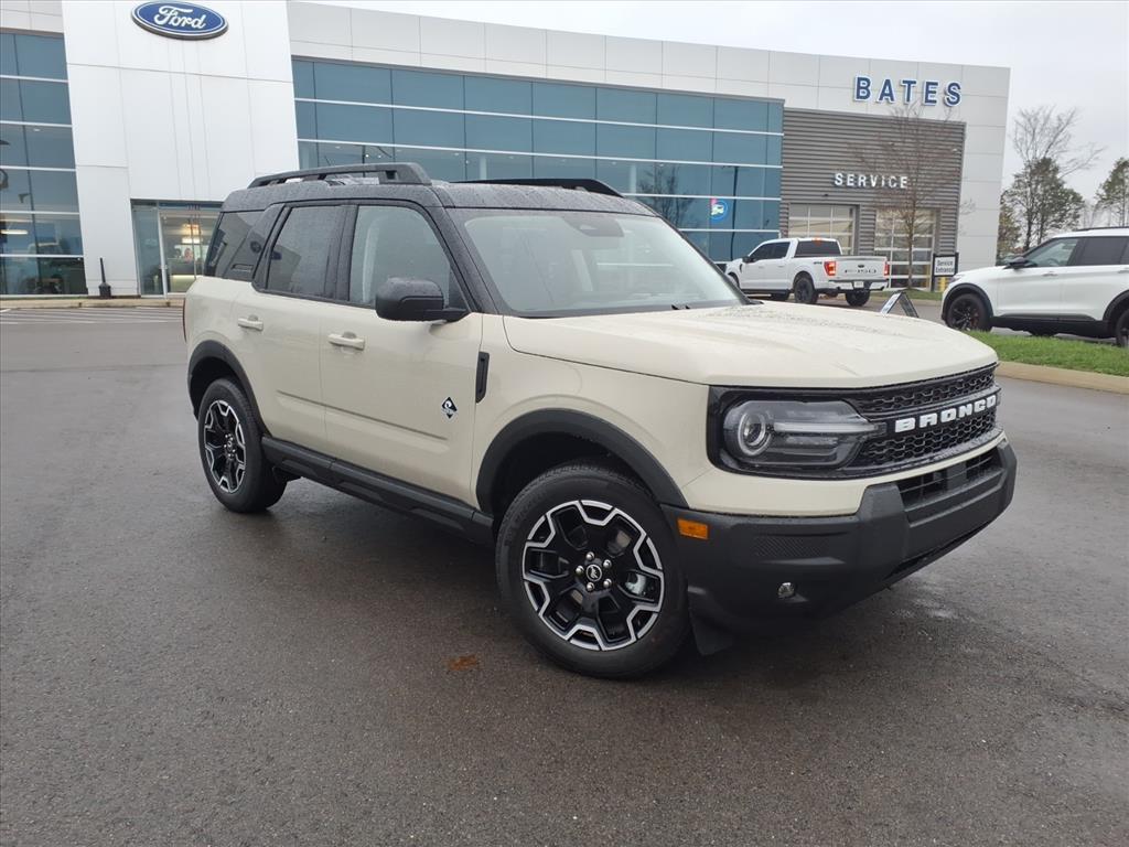 2025 Ford Bronco Sport Outer Banks's photo