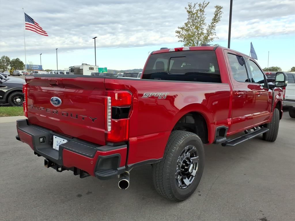 2024 Ford F-350 photo 3