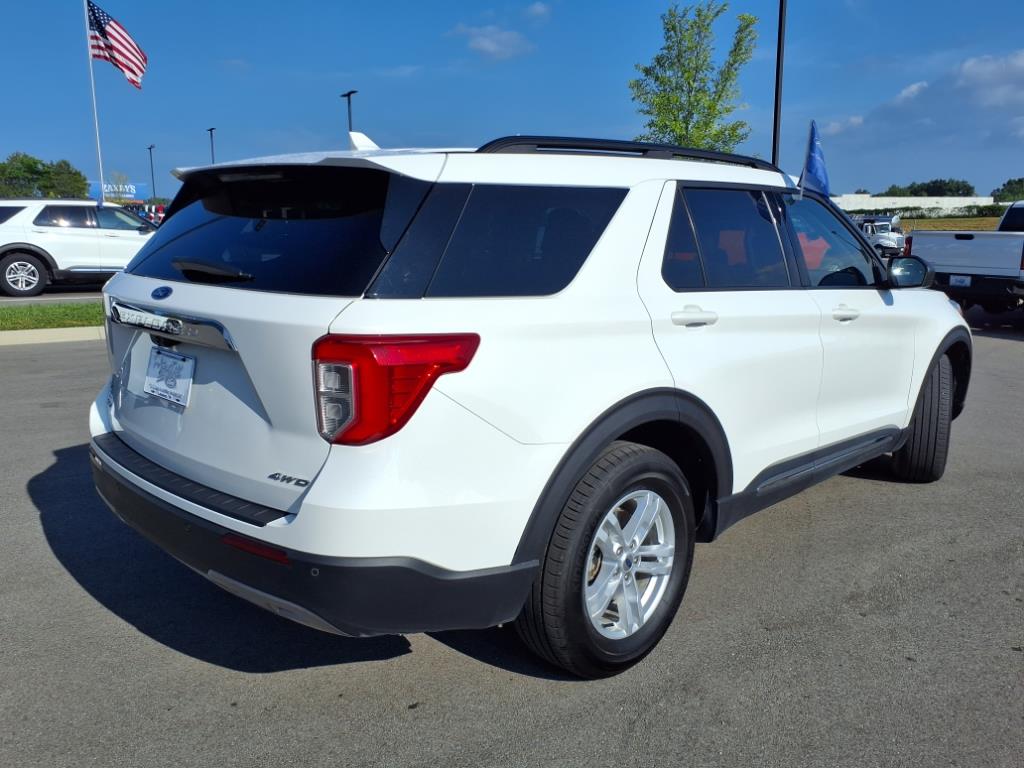 2022 Ford Explorer XLT photo 3