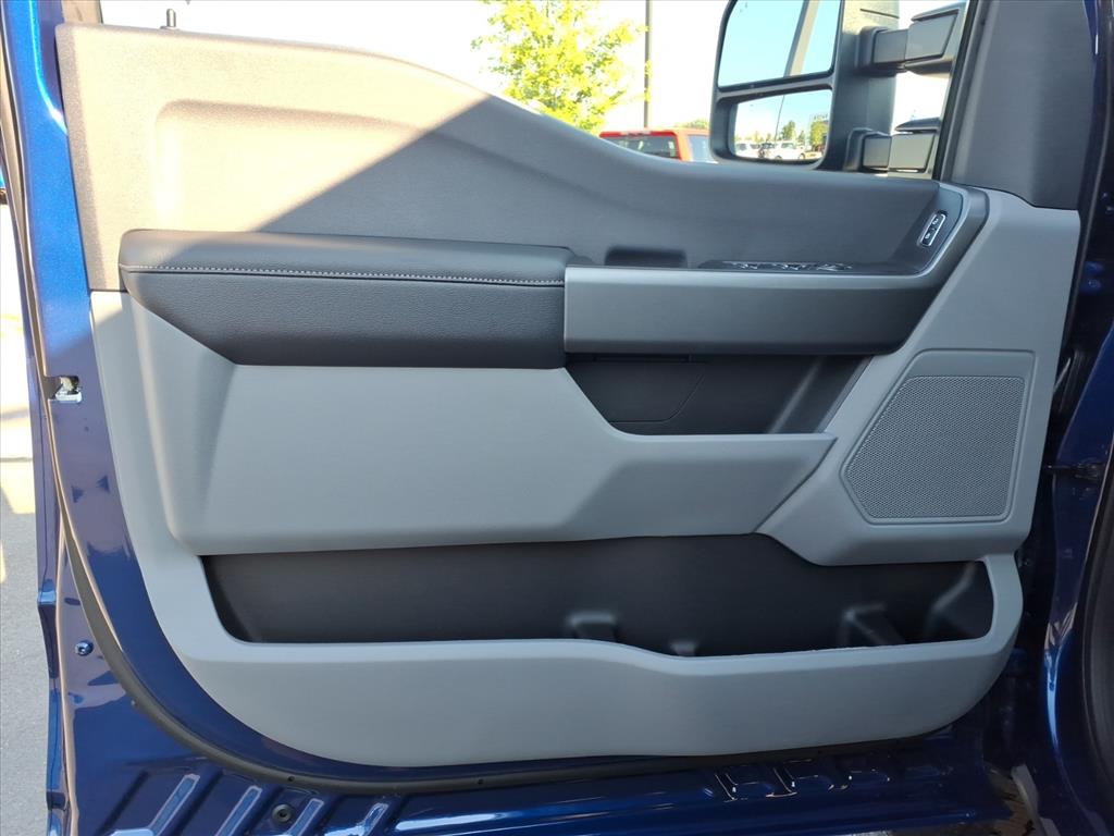 2026 Ford F-250 Super Duty XL - Photo 11