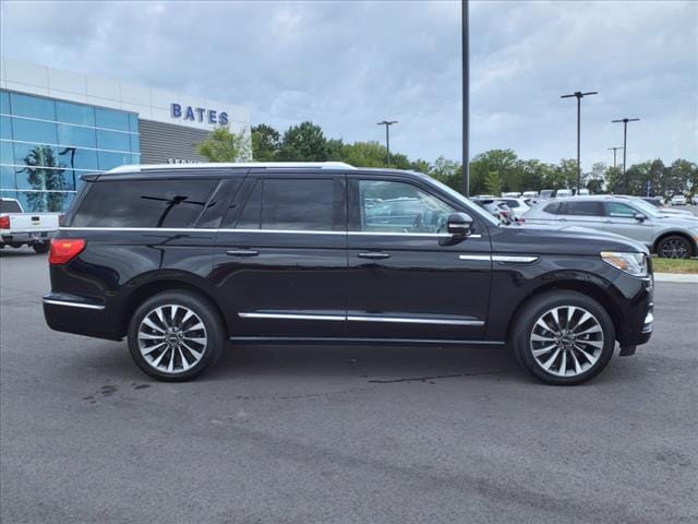 Used 2021 Lincoln Navigator Reserve L with VIN 5LMJJ3LT0MEL14550 for sale in Lebanon, TN