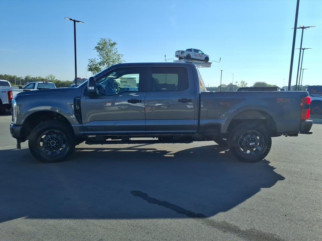 2026 Ford F-250 Super Duty XL - Photo 6