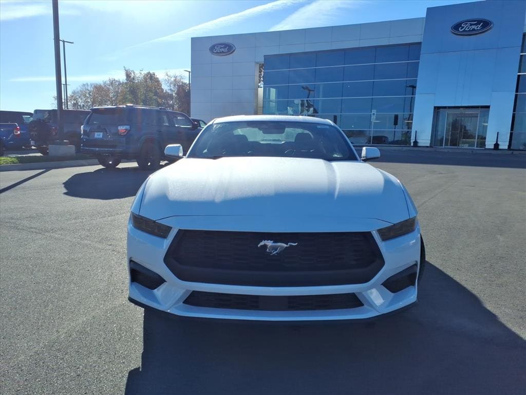 2026 Ford Mustang EcoBoost Fastback - Photo 8