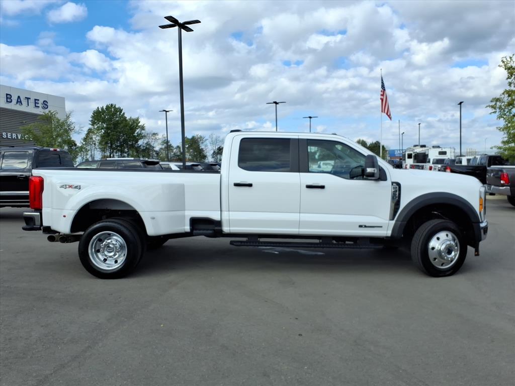 2024 Ford F-450 photo 2