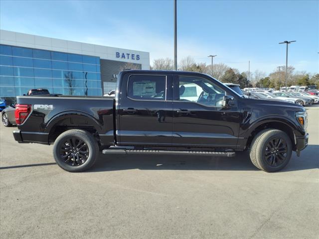2025 Ford F-150 Lariat photo 2