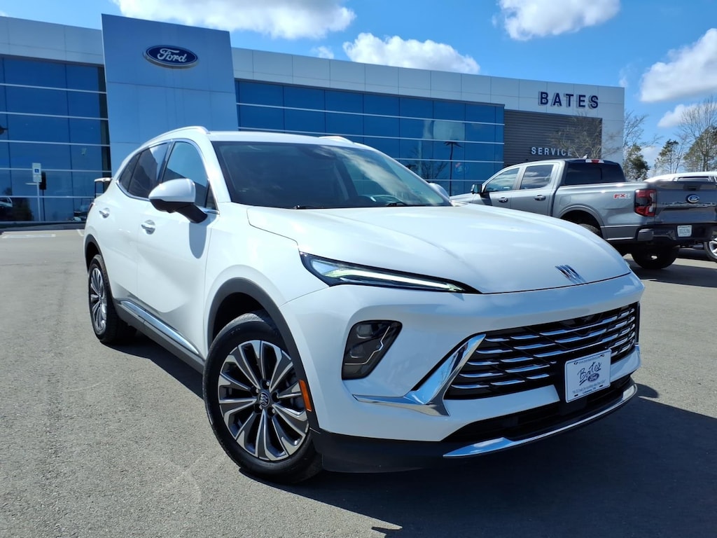 Used 2025 Buick Envision Preferred SUV