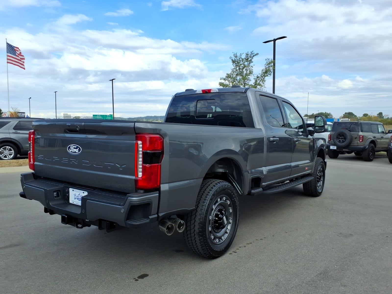 New 2027 Ford Super Duty F-250® XLT TRUCK