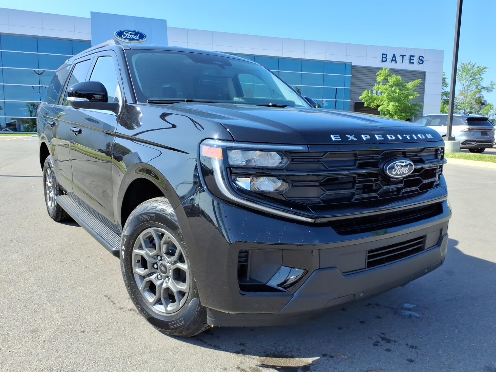 2026 Ford Expedition Active's photo