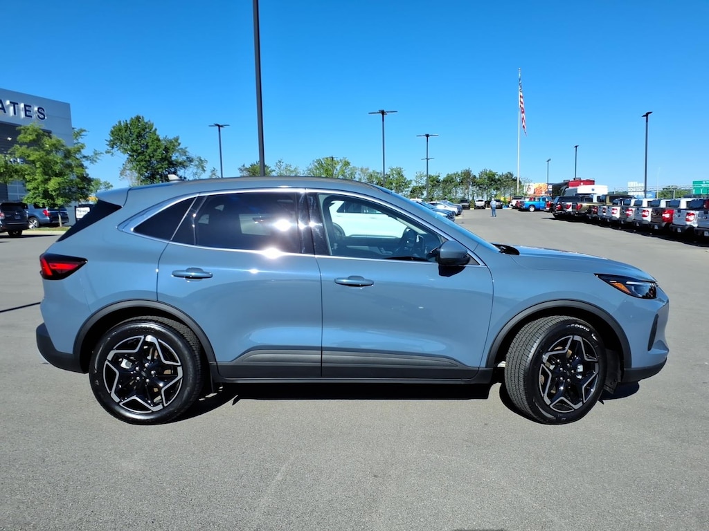 Certified 2026 Ford Escape Hybrid Platinum SUV