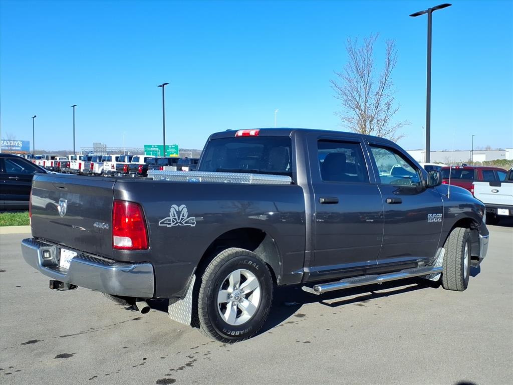 2016 Ram 1500 Tradesman photo 3