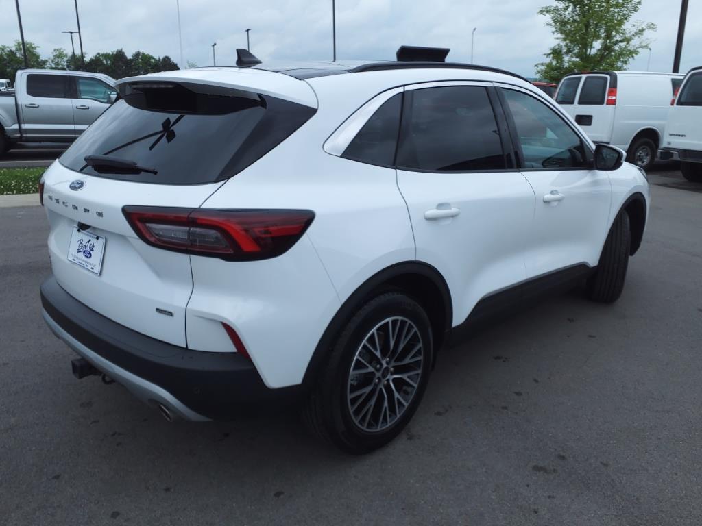 2023 Ford Escape Base photo 3