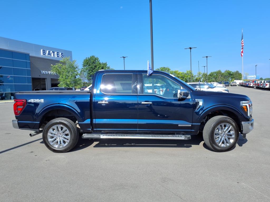 2024 Ford F-150 Lariat photo 2