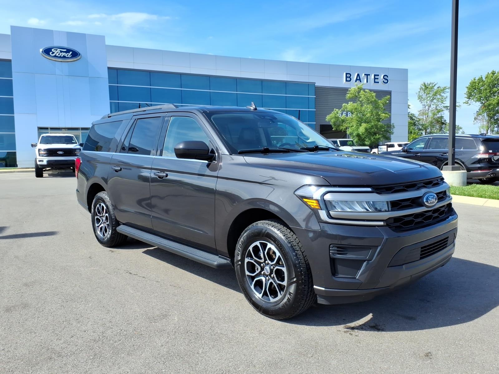 2024 Ford Expedition XLT MAX's photo