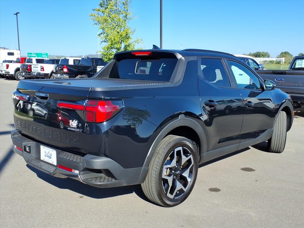 2023 Hyundai Santa Cruz Limited photo 3