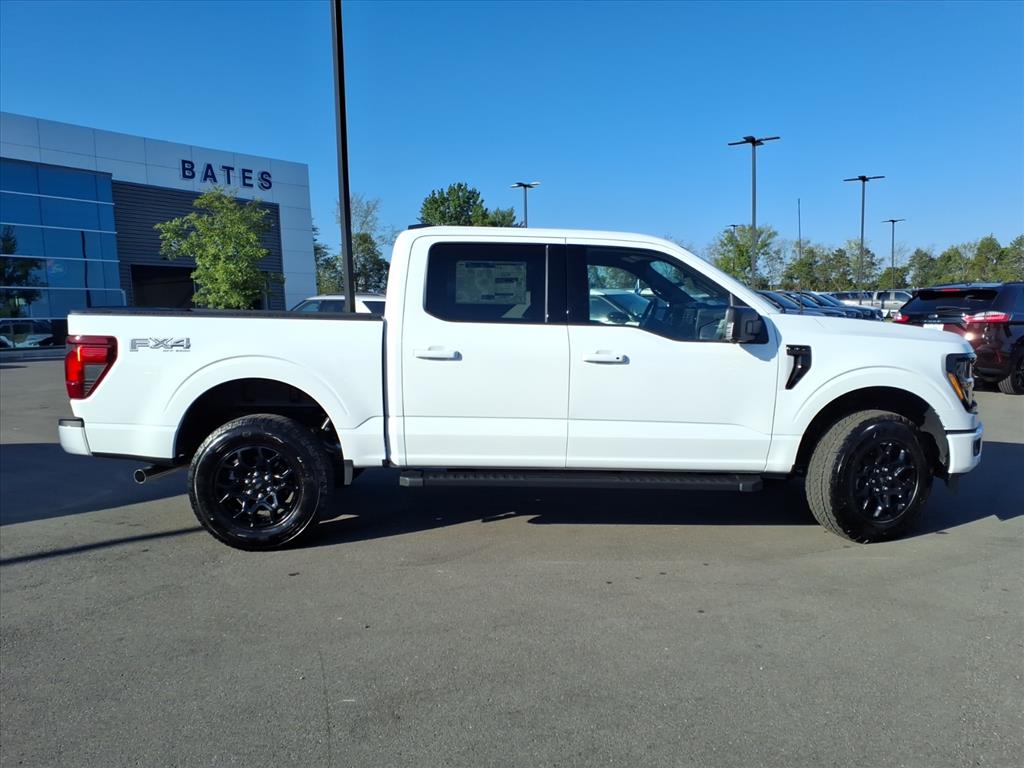 2025 Ford F-150 XLT photo 2