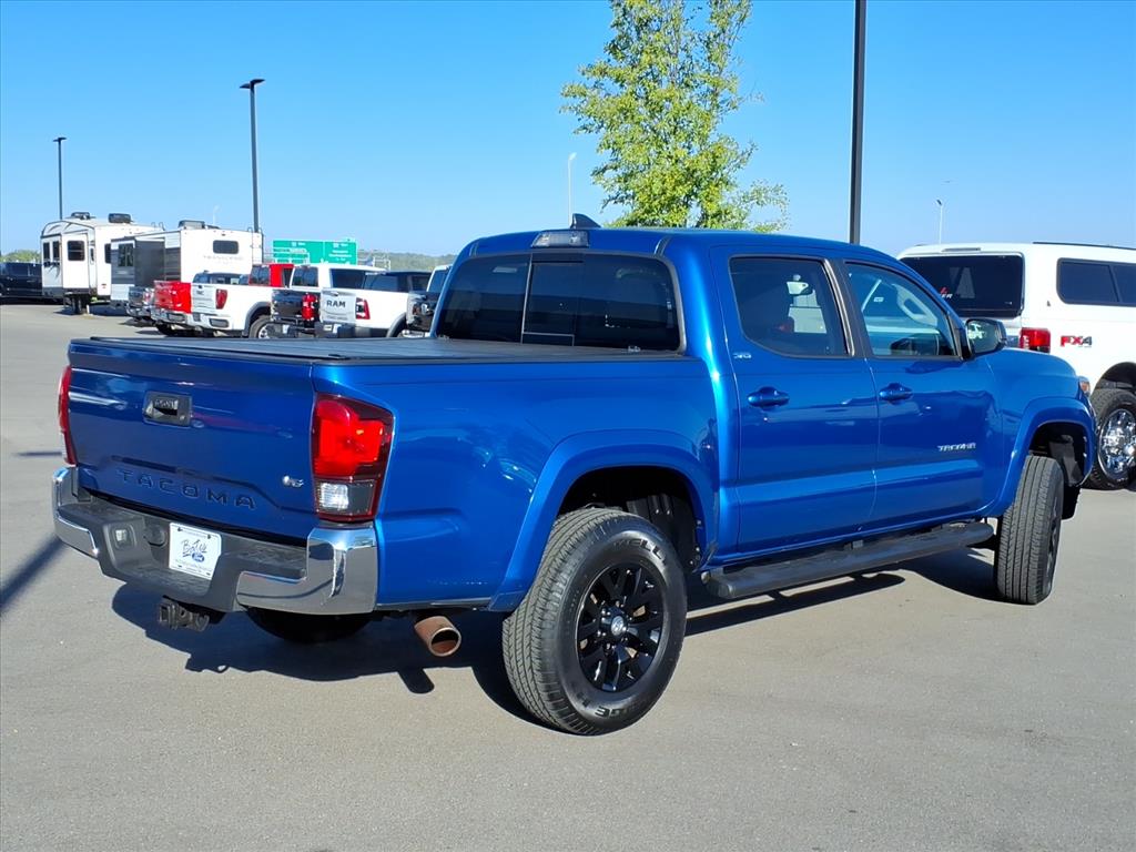 2018 Toyota Tacoma SR5 photo 3