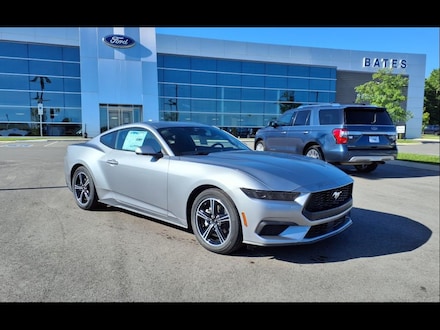 2025 Ford Mustang Ecoboost Fastback CAR