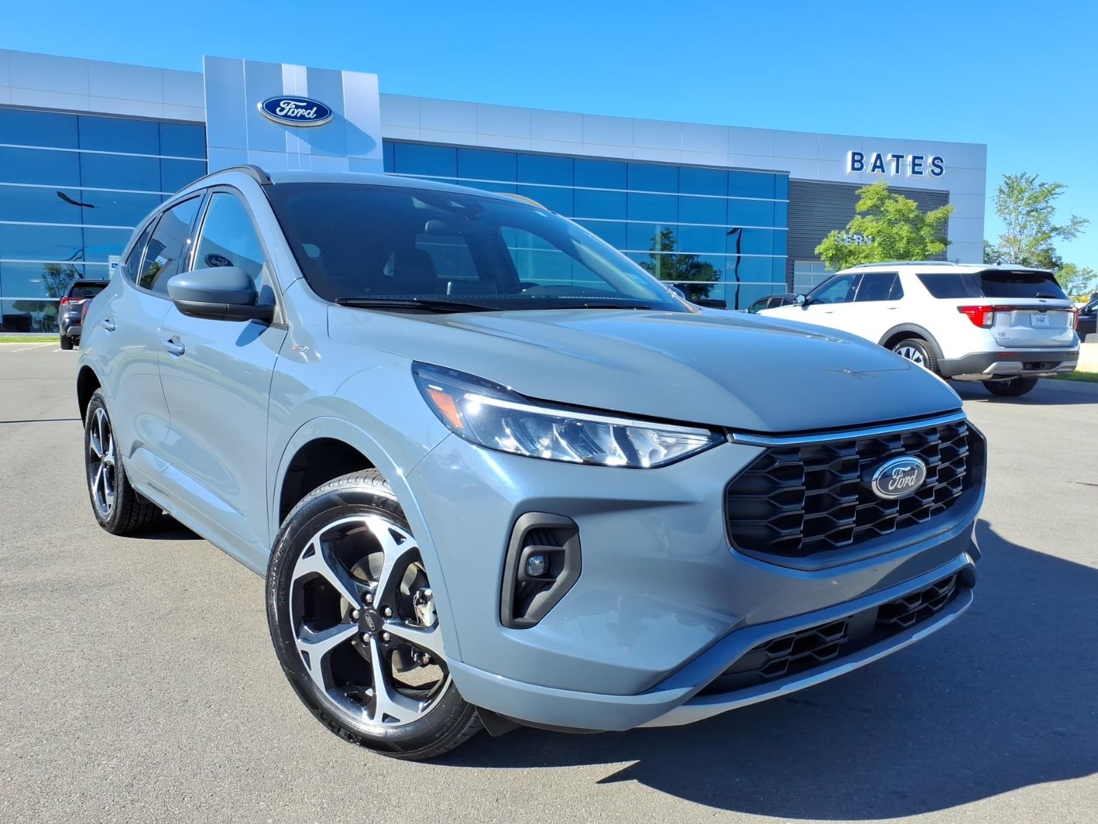 2023 Ford Escape ST-Line Select AWD 2.0L's photo