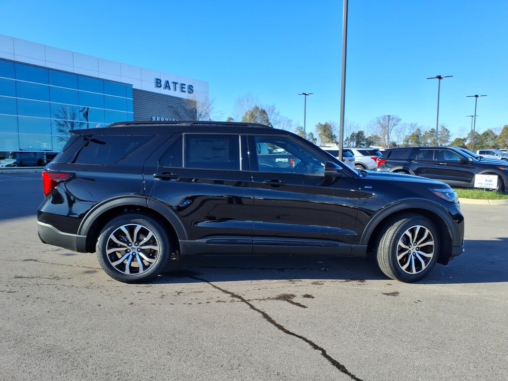 New 2026 Ford Explorer ST-Line SUV
